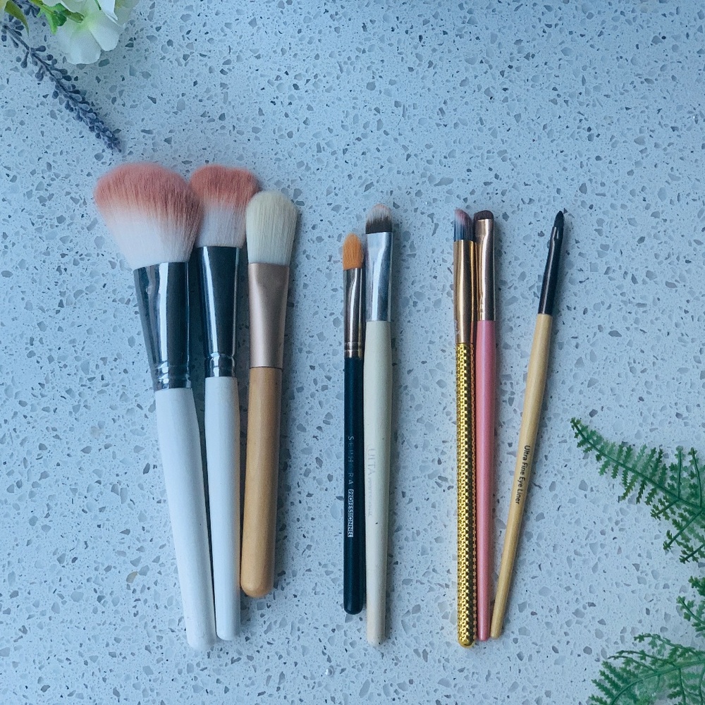 Makeup Brushes (incl. Bobbi Brown Eyeliner Brush)